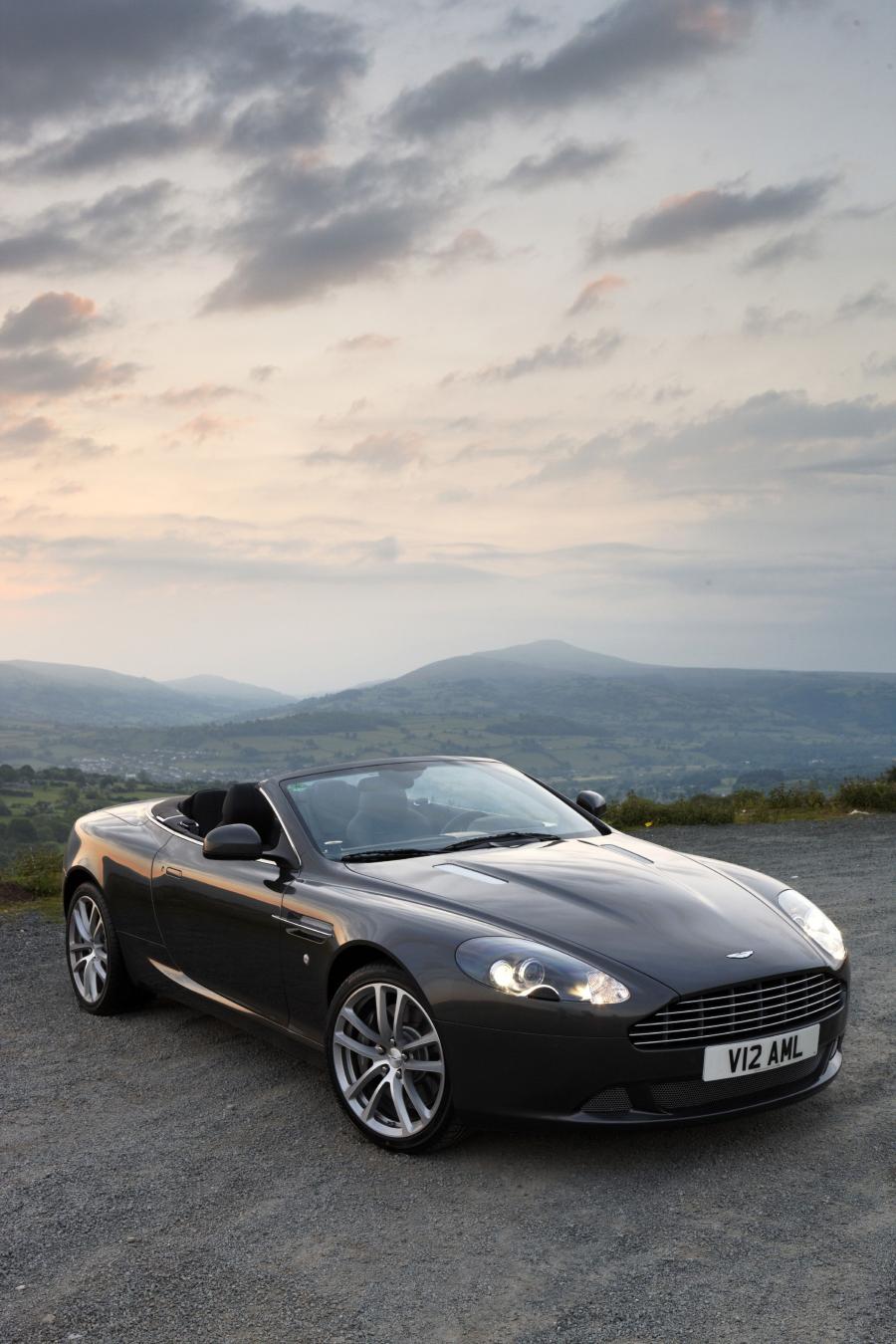  Aston Martin DB9 Volante 2010 года  (WW) (фото 7 из 8)